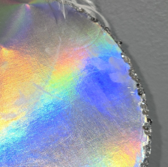 Holigraphic Irodescent Captains Hat W Feathers & Bling Embelleshments - Picture 9 of 14